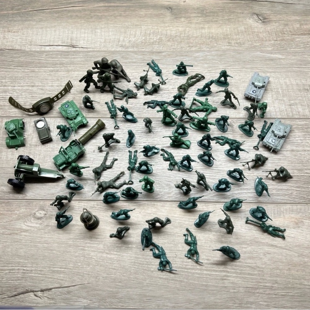 Vintage 1960's Green Army Men Toy Soldier Set Assorted Green Figures & Vehicles
